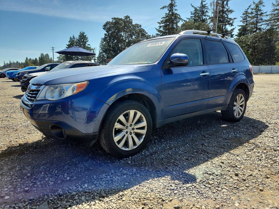 SUBARU FORESTER 2013 with VIN JF2SHAGC8DH441987 - Photo from auction