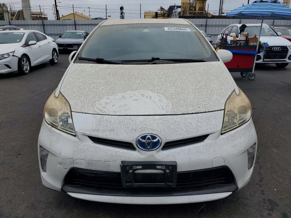 Photo 5 from auction – 2015 TOYOTA PRIUS with VIN JTDKN3DU1F1910025