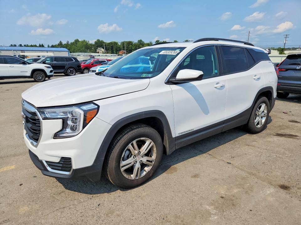 GMC TERRAIN 2022 with VIN 3GKALTEVXNL299738 - Photo from auction
