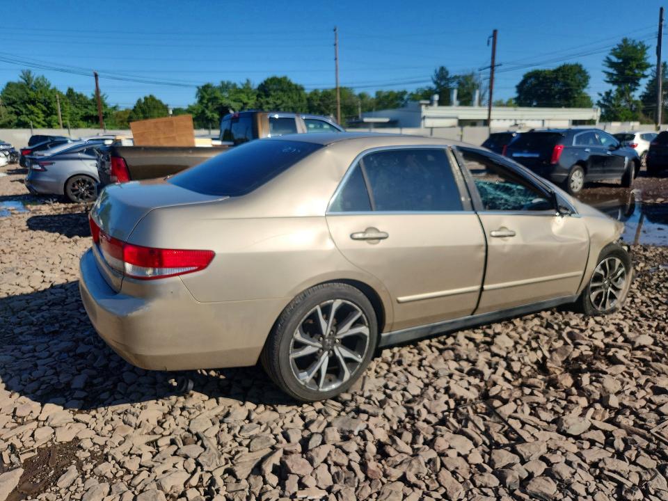 Photo 3 from auction – 2004 HONDA ACCORD with VIN 1HGCM56384A177512