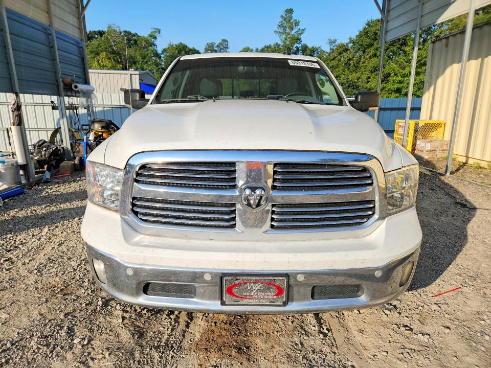 Photo 5 from auction – 2017 RAM 1500 with VIN 3C6RR6LT3HG734376
