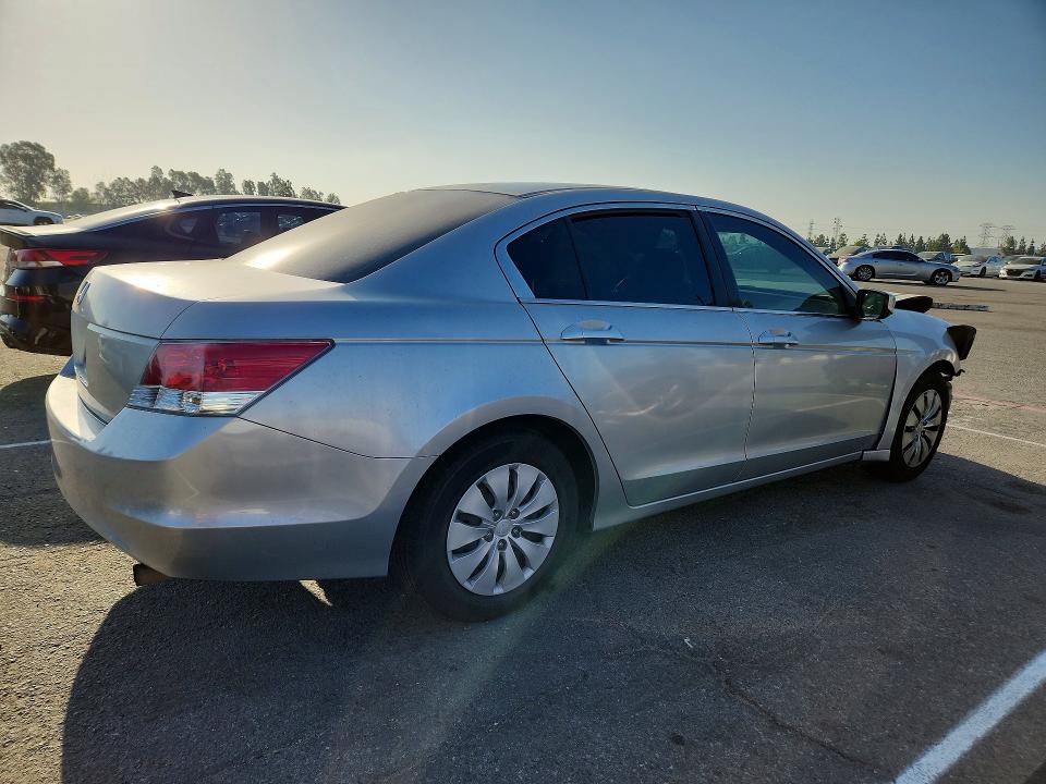 Photo 3 from auction – 2010 HONDA ACCORD with VIN 1HGCP2F39AA173292