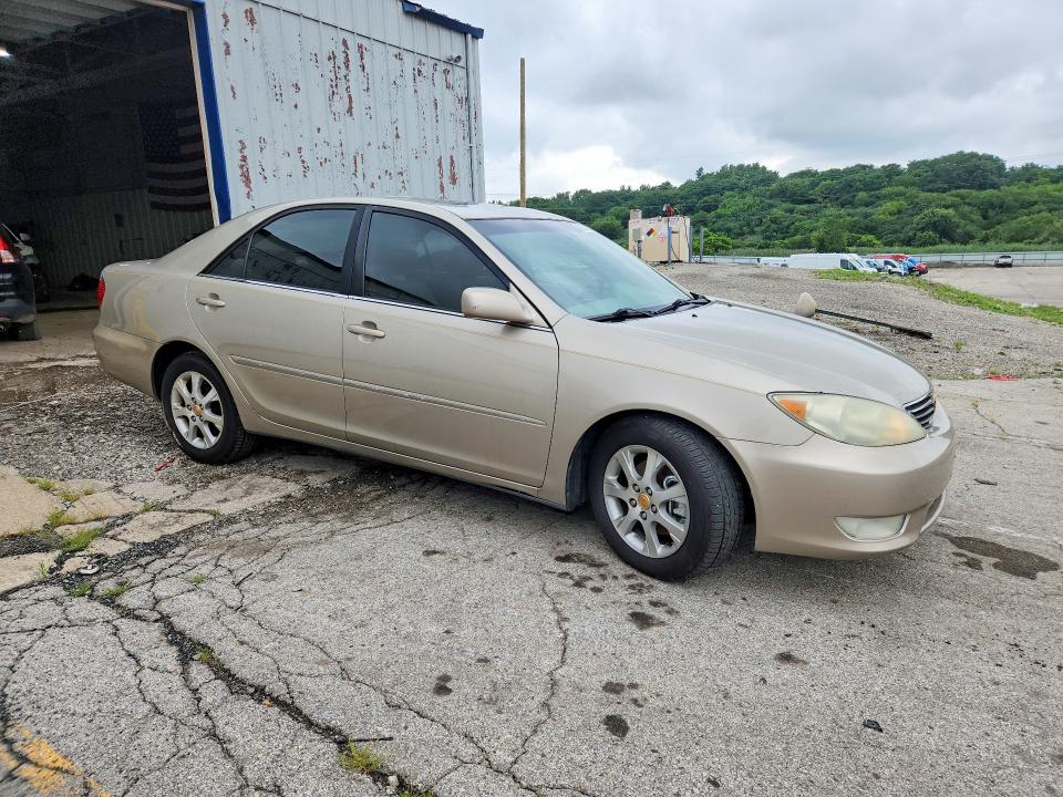 Photo 4 from auction – 2005 TOYOTA CAMRY with VIN 4T1BF32K85U096513