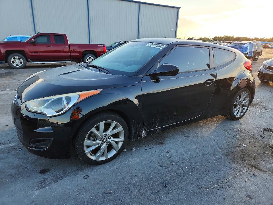 Zdjęcie 1 z aukcji – 2016 HYUNDAI VELOSTER z VIN KMHTC6AD1GU276467