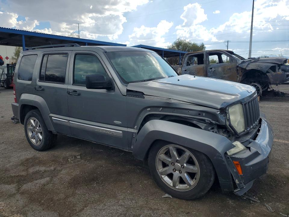 Photo 4 from auction – 2012 JEEP LIBERTY with VIN 1C4PJMAKXCW197134