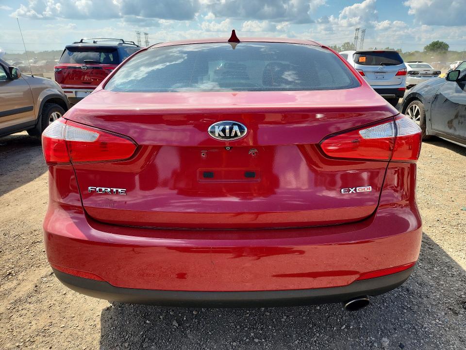 Снимка 6 от търг – 2016 KIA FORTE с VIN KNAFX4A84G5475243