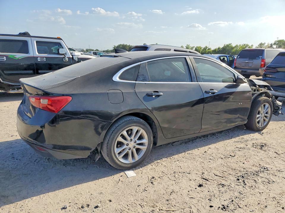 Photo 3 from auction – 2017 CHEVROLET MALIBU with VIN 1G1ZE5ST2HF112622