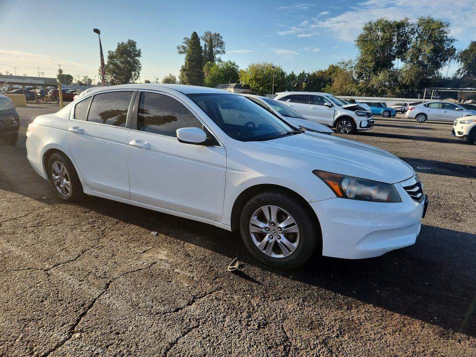 Photo 4 from auction – 2012 HONDA ACCORD with VIN 1HGCP2F60CA056939