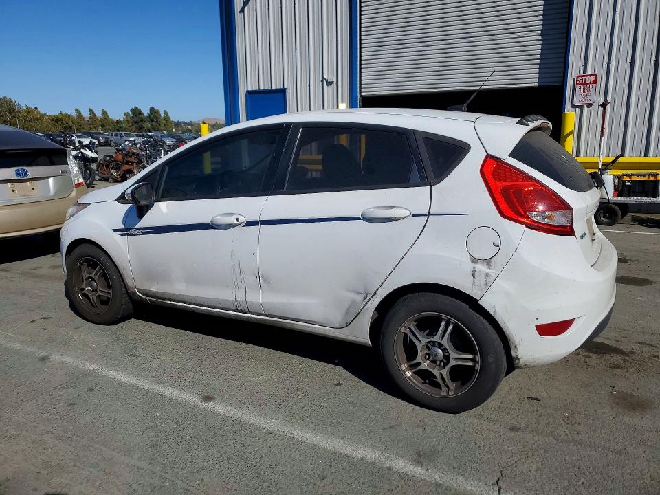 Photo 2 from auction – 2013 FORD FIESTA with VIN 3FADP4EJ9DM208375