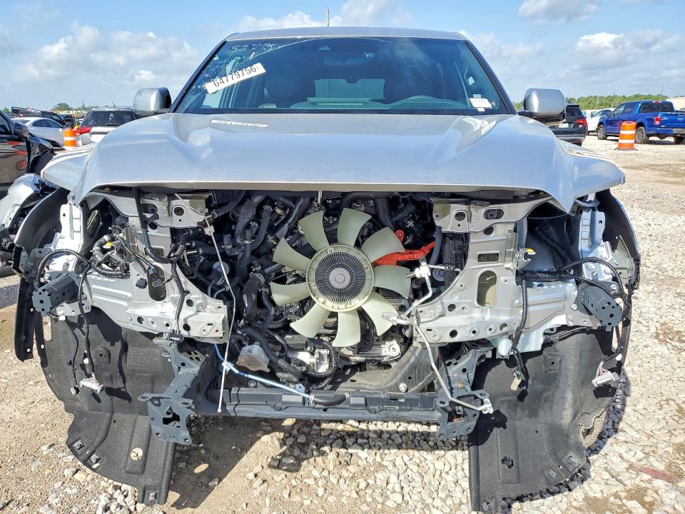 Photo 5 from auction – 2026 TOYOTA SEQUOIA with VIN 7SVAAABA5TX080264