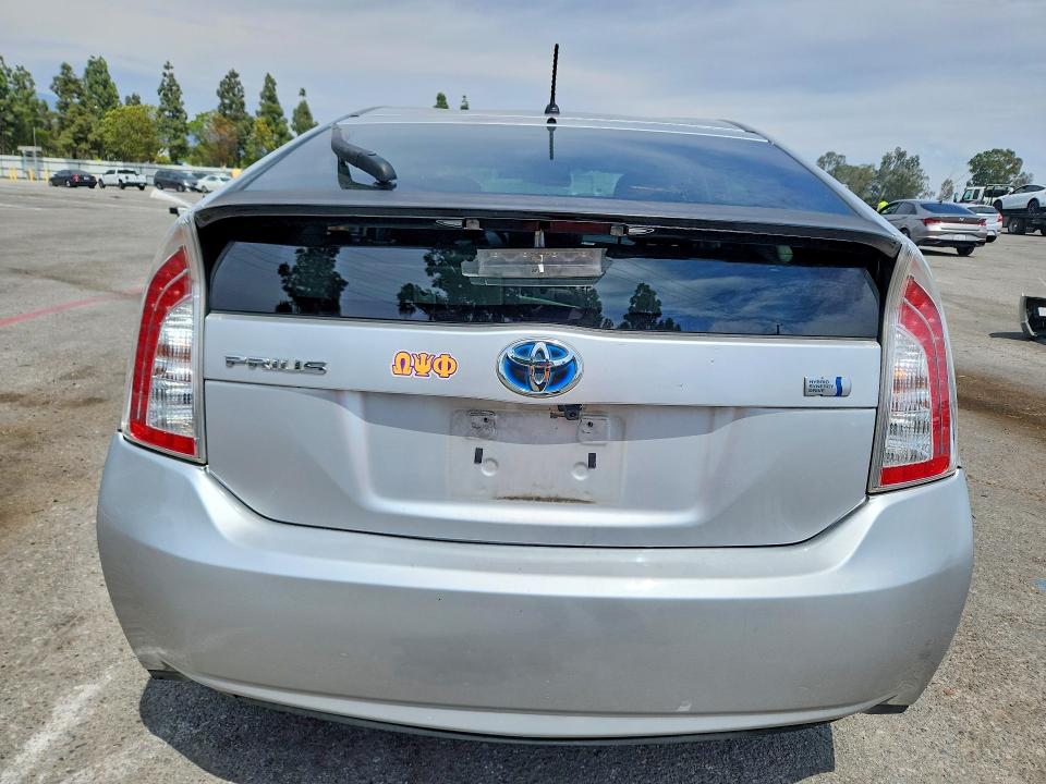 Photo 6 from auction – 2013 TOYOTA PRIUS with VIN JTDKN3DU4D1727117