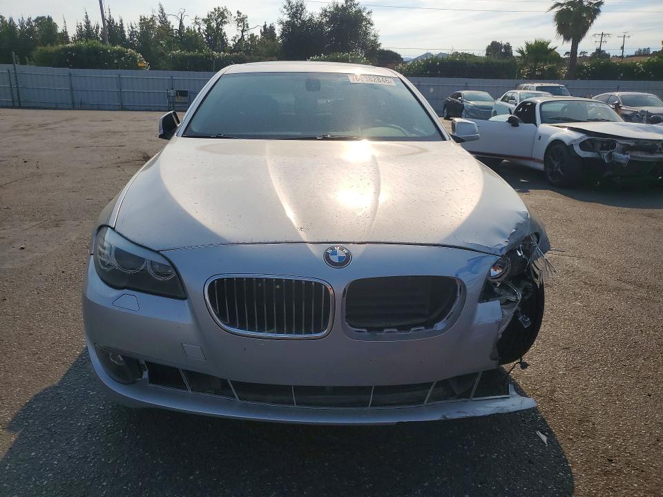 Фото 5 с аукциона – 2011 BMW 528 с VIN WBAFR1C57BC740446
