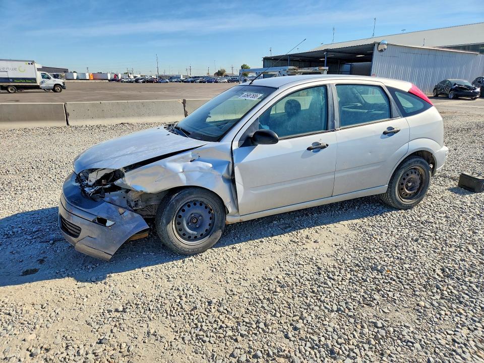 FORD FOCUS 2005 con VIN 3FAHP37N45R121578 - Foto de la subasta