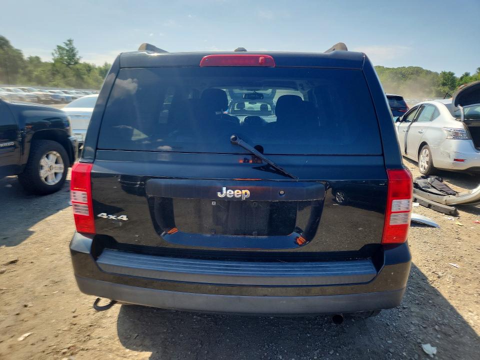 Photo 6 from auction – 2015 JEEP PATRIOT with VIN 1C4NJRBB3FD324261
