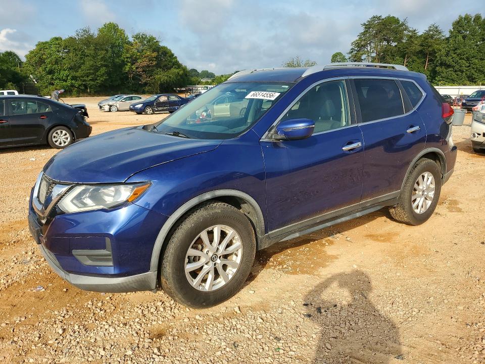 NISSAN ROGUE 2017 with VIN KNMAT2MVXHP584682 - Photo from auction