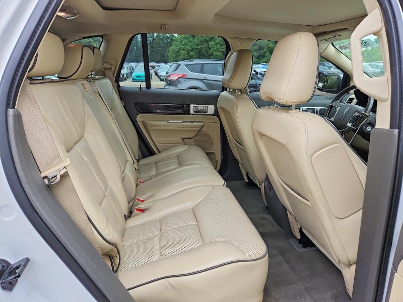 Photo 11 from auction – 2009 LINCOLN MKX with VIN 2LMDU88C59BJ10508