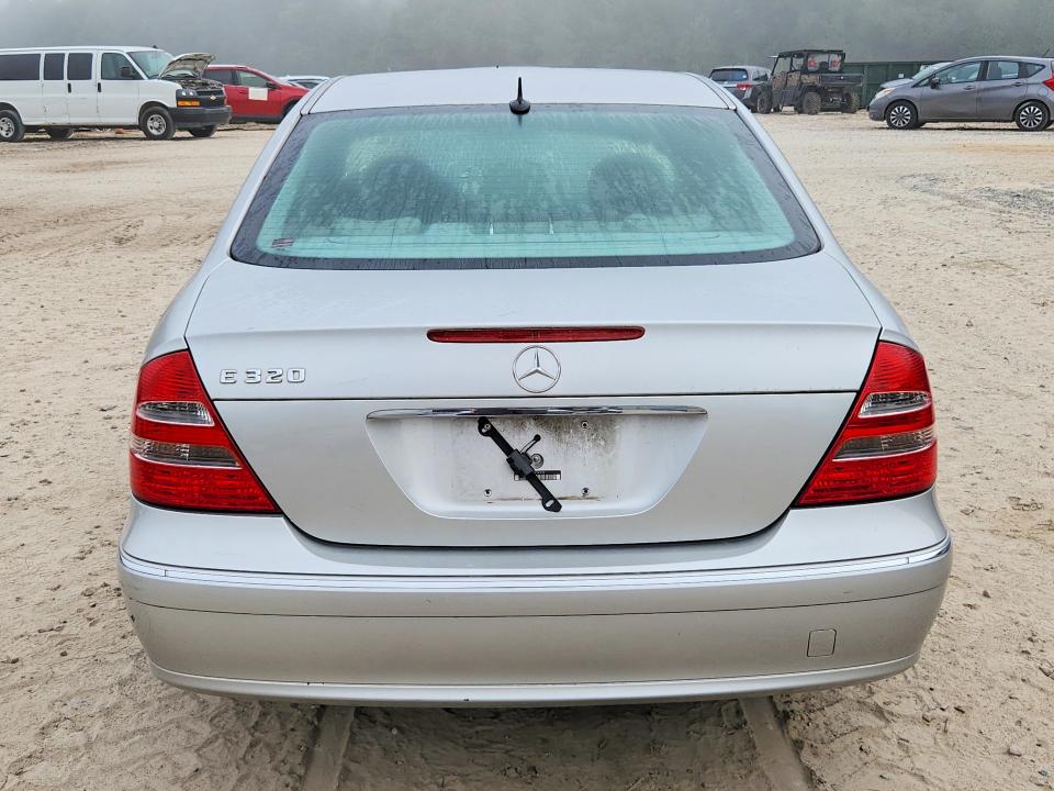 Photo 6 from auction – 2004 MERCEDES-BENZ E with VIN WDBUF65J24A454902