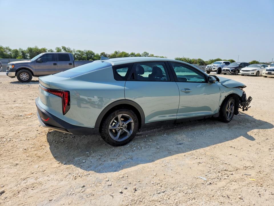Photo 3 from auction – 2026 KIA K4 with VIN 3KPFT4DE8TE257384