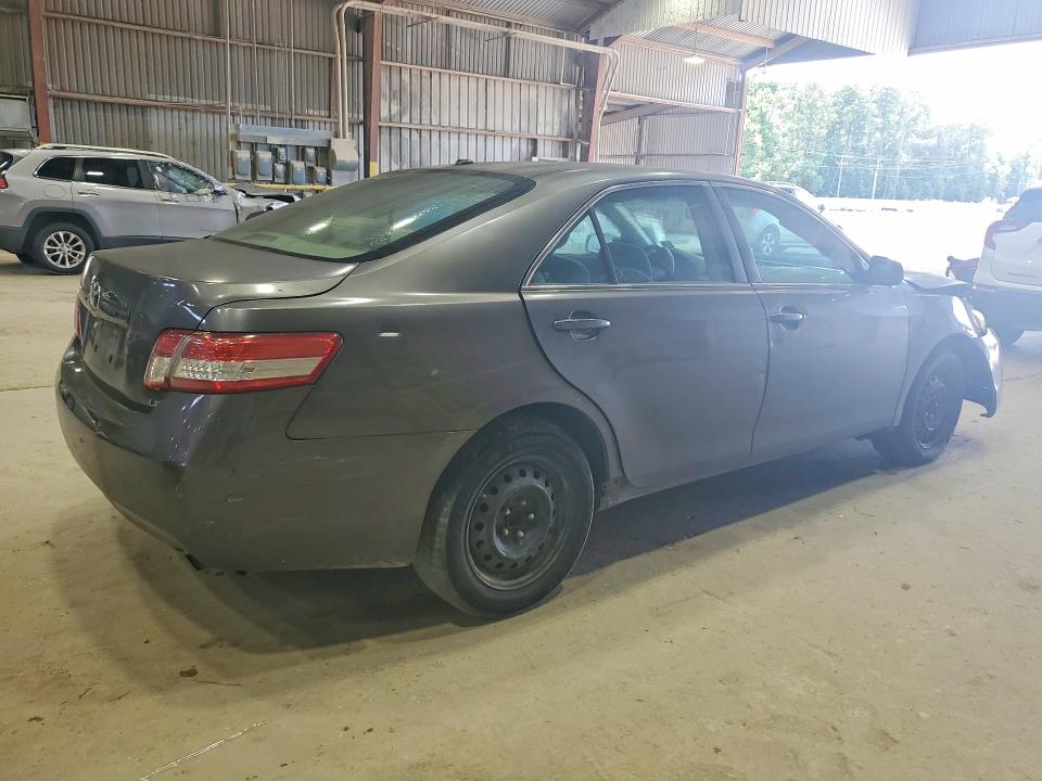 Photo 3 from auction – 2011 TOYOTA CAMRY with VIN 4T4BF3EK8BR166119