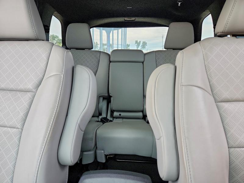 Photo 10 from auction – 2021 HONDA PASSPORT with VIN 5FNYF8H93MB010533
