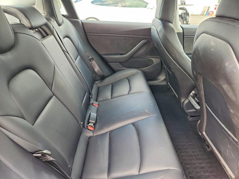 Photo 10 from auction – 2018 TESLA MODEL 3 with VIN 5YJ3E1EA8JF032168