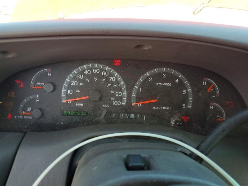 Photo 9 from auction – 2001 FORD F150 with VIN 1FTRW07L71KC31750