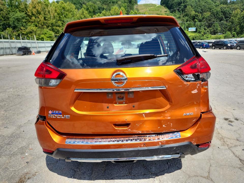 Photo 6 from auction – 2017 NISSAN ROGUE with VIN JN8AT2MV9HW020337