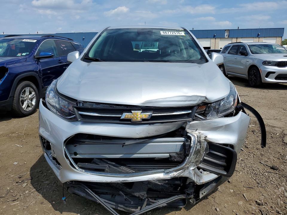 Снимка 5 от търг – 2019 CHEVROLET TRAX с VIN 3GNCJNSBXKL357303