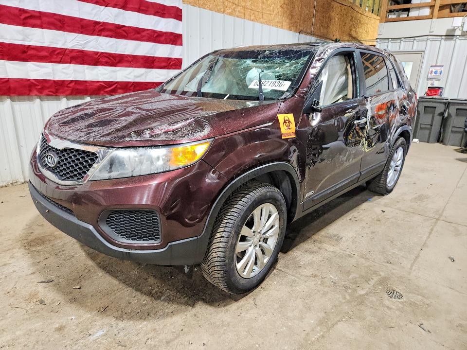 KIA SORENTO 2011 with VIN 5XYKTDA21BG046022 - Photo from auction