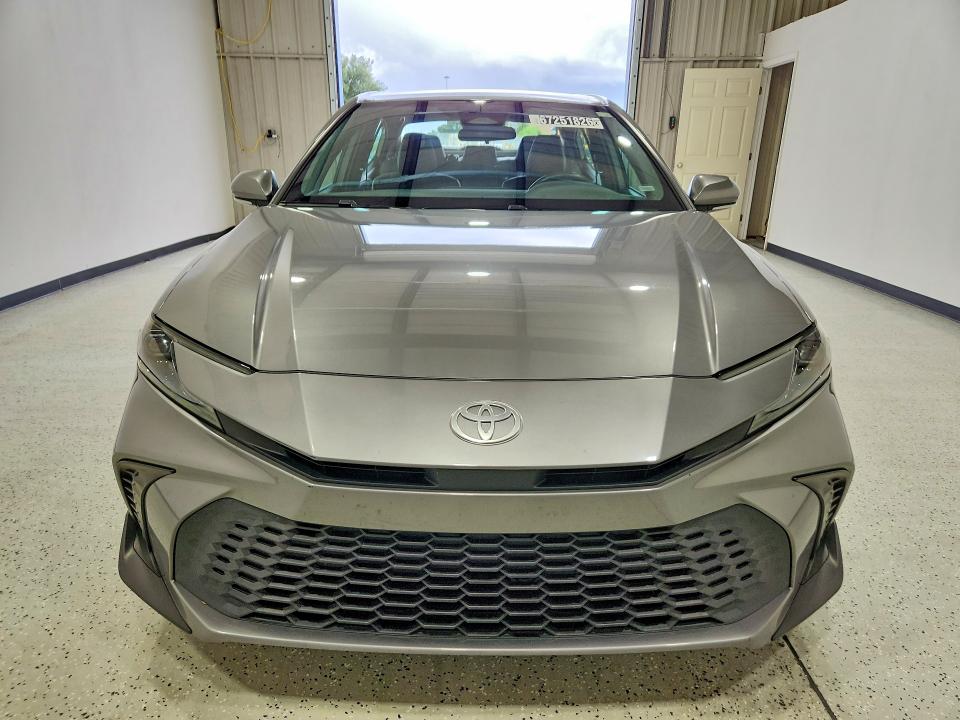 Photo 5 from auction – 2025 TOYOTA CAMRY with VIN 4T1DAACK4SU520145