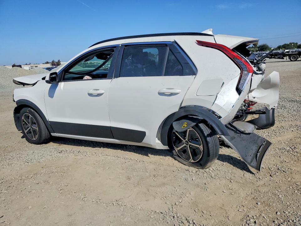 Photo 2 from auction – 2026 KIA NIRO with VIN KNDCP3LE9T5378701
