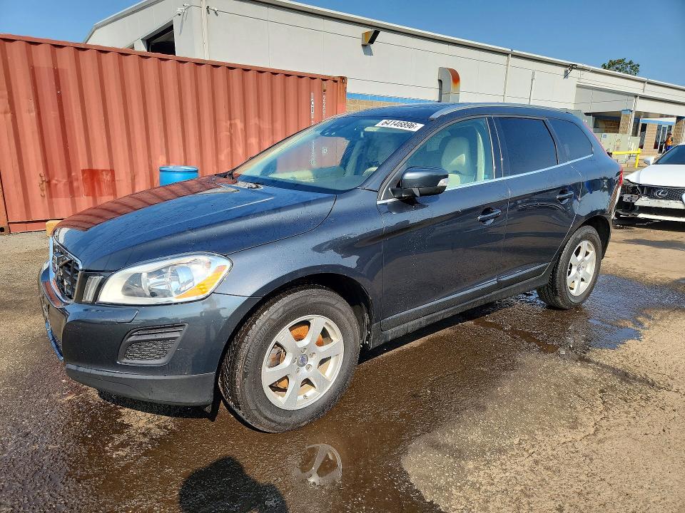 VOLVO XC60 2012 with VIN YV4940DZ4C2238802 - Photo from auction