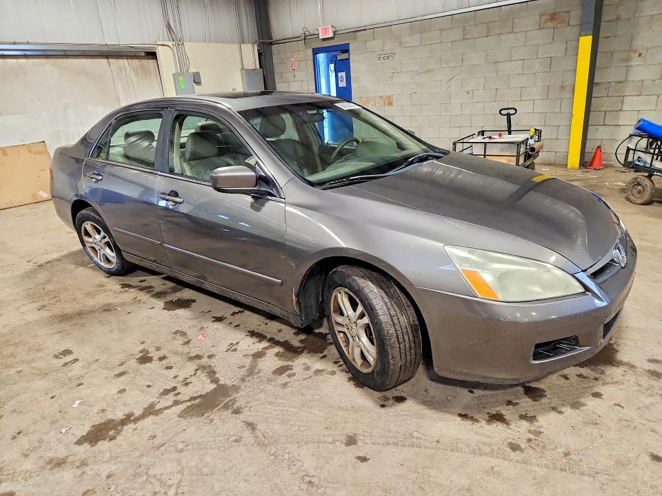 Photo 4 from auction – 2007 HONDA ACCORD with VIN 1HGCM56847A088830