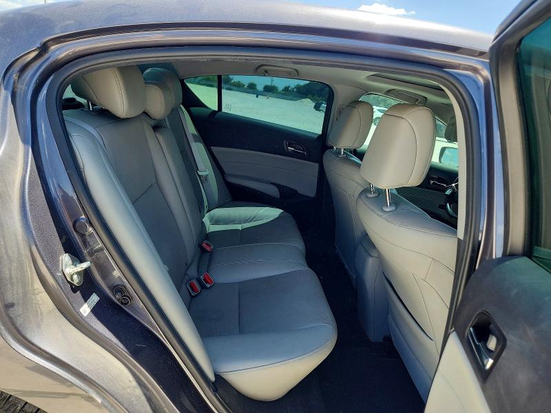 Photo 10 from auction – 2018 ACURA ILX with VIN 19UDE2F70JA003495