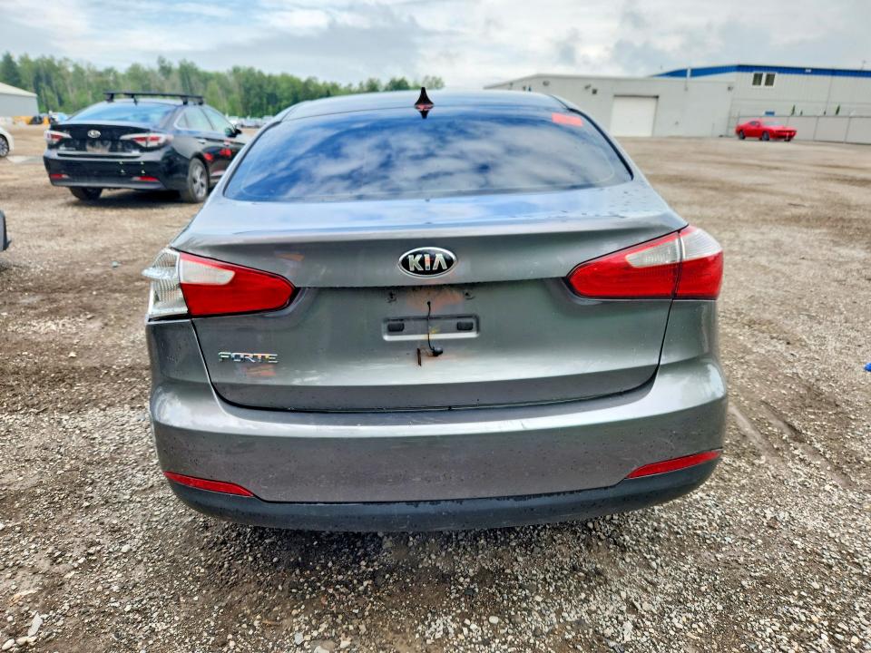 Photo 6 from auction – 2016 KIA FORTE with VIN KNAFX4A64G5595462