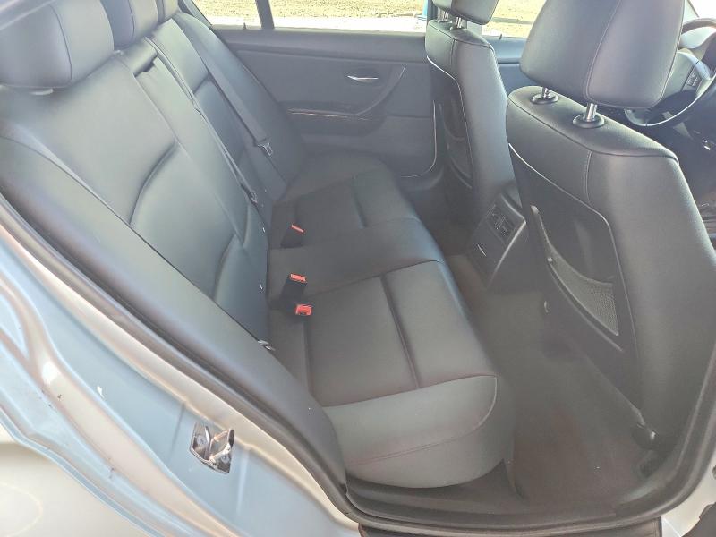 Photo 10 from auction – 2006 BMW 325 with VIN WBAVB13536PT07656