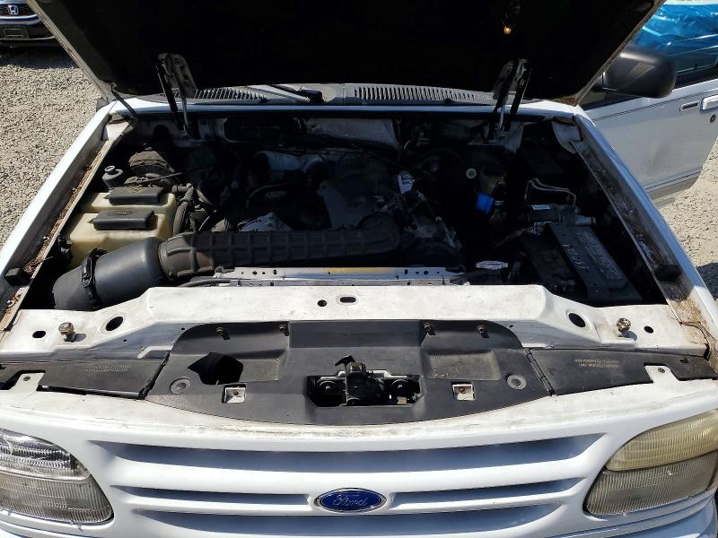 Photo 12 from auction – 1995 FORD EXPLORER with VIN 1FMDU34X8SZB91160