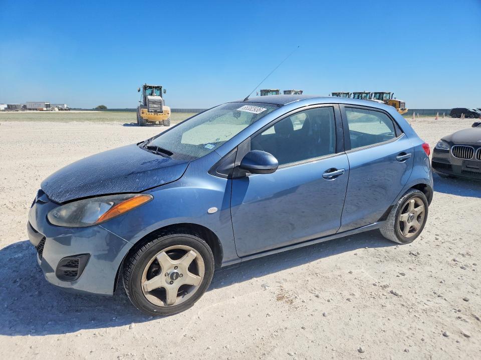MAZDA MAZDA2 2014 مع رقم تعريف المركبة JM1DE1KY6E0171998 - صورة من المزاد
