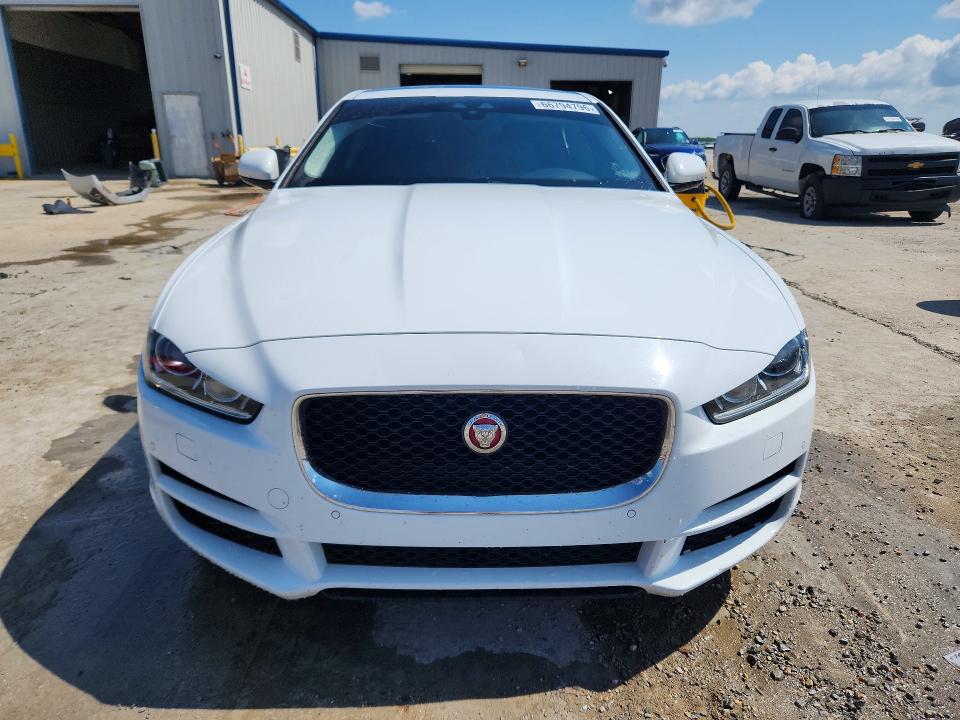Photo 5 from auction – 2018 JAGUAR XE with VIN SAJAD4FX4JCP35148