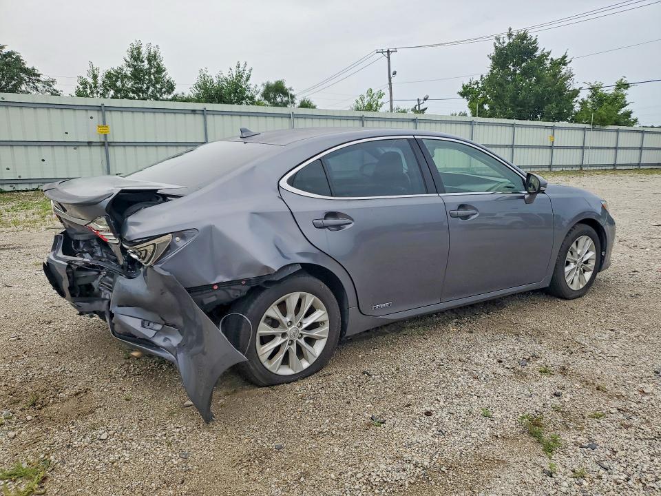 Photo 3 from auction – 2013 LEXUS ES with VIN JTHBW1GG7D2006760
