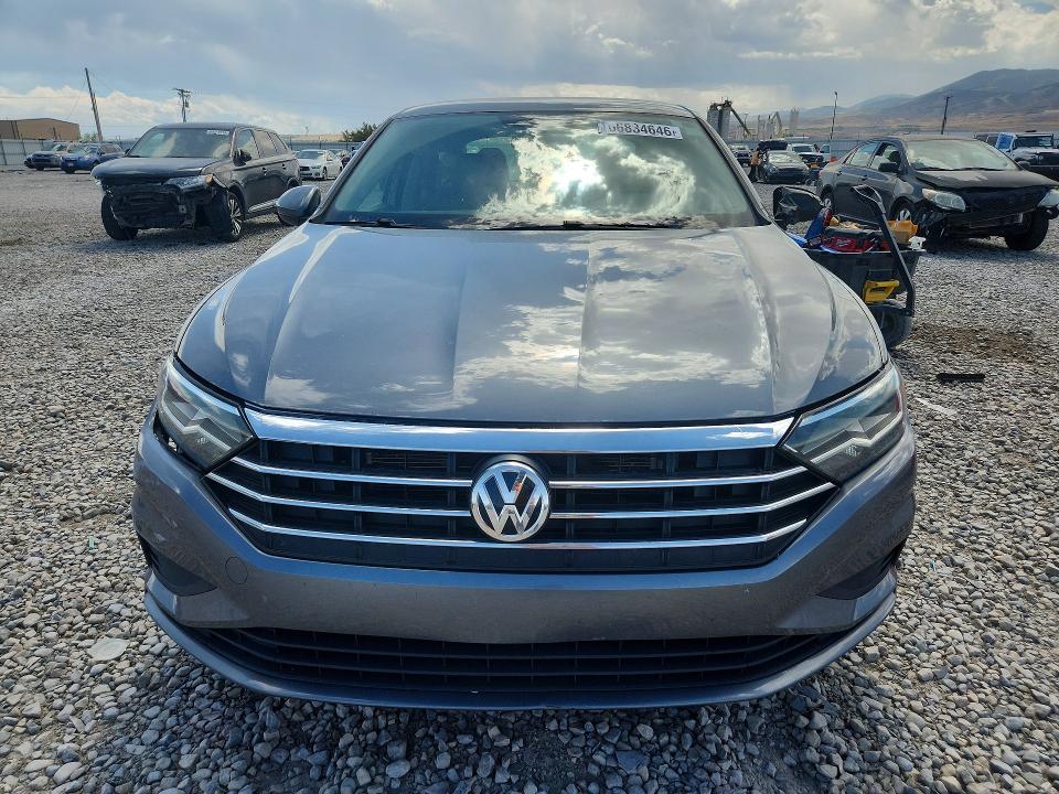 Photo 5 from auction – 2019 VOLKSWAGEN JETTA with VIN 3VWCB7BU4KM236213