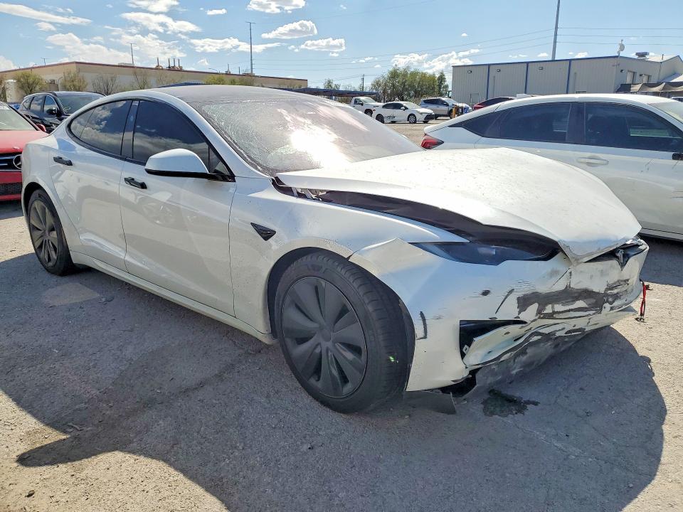 Снимка 4 от търг – 2024 TESLA MODEL S с VIN 5YJSA1E67RF540517