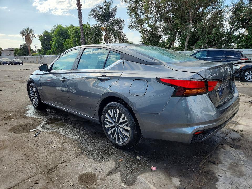 Photo 2 from auction – 2026 NISSAN ALTIMA with VIN 1N4BL4DV0TN323524