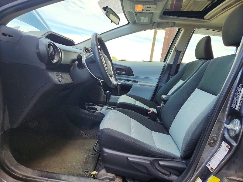 Photo 7 from auction – 2013 TOYOTA PRIUS C with VIN JTDKDTB36D1032537