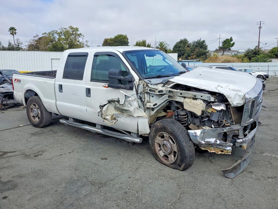 Photo 4 from auction – 2010 FORD F250 with VIN 1FTSW2B5XAEA13970