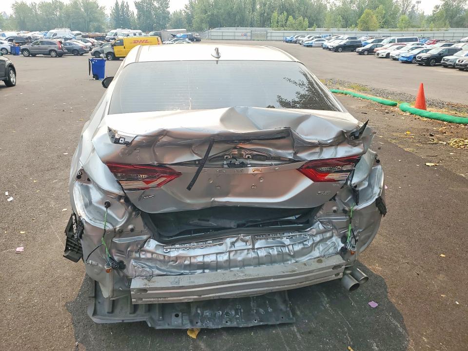 Photo 6 from auction – 2023 TOYOTA CAMRY with VIN 4T1G11BK6PU084341