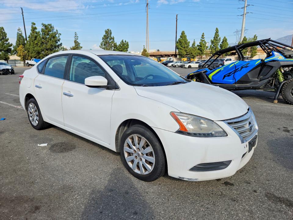 Foto 4 de la subasta – 2015 NISSAN SENTRA con VIN 3N1AB7AP9FY325248