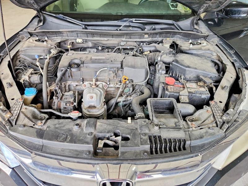 Photo 11 from auction – 2016 HONDA ACCORD with VIN 1HGCR2F39GA049249