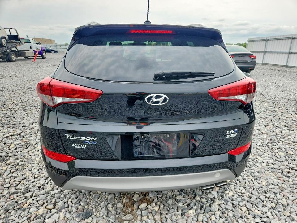 Photo 6 from auction – 2017 HYUNDAI TUCSON with VIN KM8J3CA24HU368372