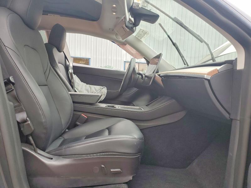 Photo 7 from auction – 2022 TESLA MODEL Y with VIN 7SAYGDEE8NF454714